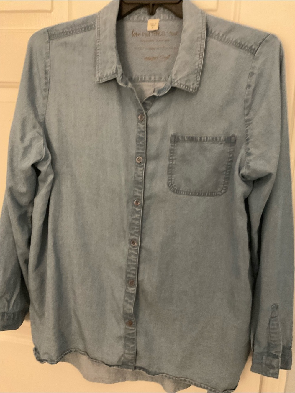 Coldwater Creek Light Denim Button-Down Shirt Womens